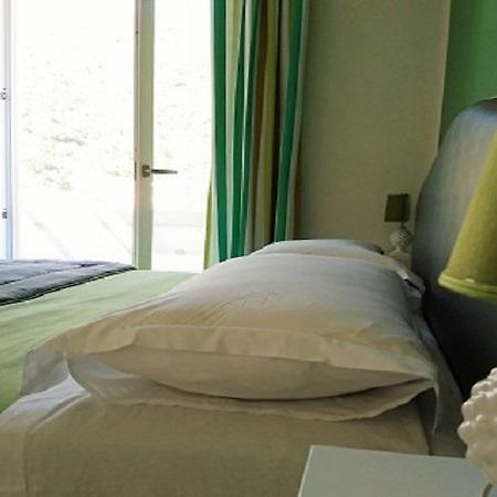 Il Miracolo Apartment Maiori Bilik gambar